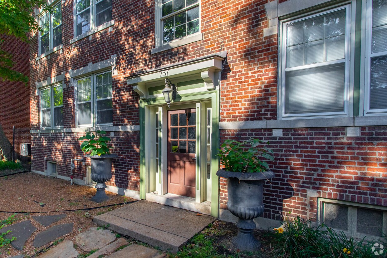 Foto del edificio - 757 Syracuse Ave