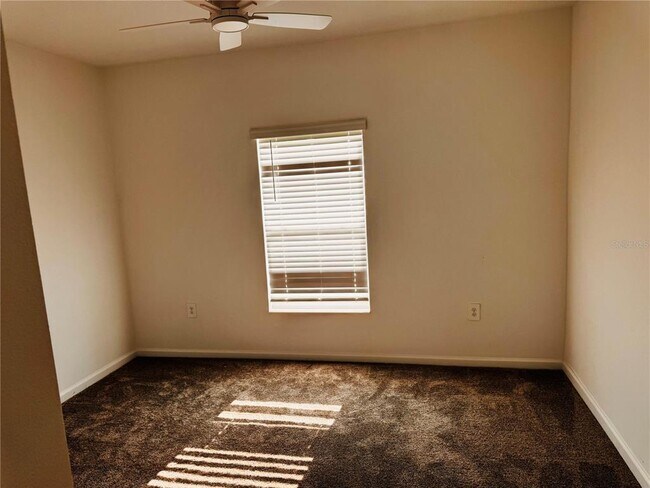 Foto del edificio - 1382 Deepwater Cir