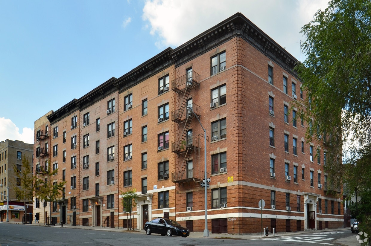 307 E 188th St, Bronx, NY 10458 Apartments in Bronx, NY