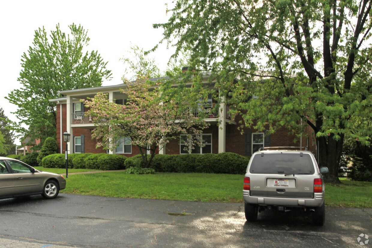 Building Photo - 4210 N Church Way