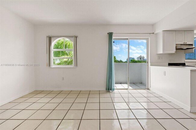 Foto del edificio - 3052 SW 27th Ave