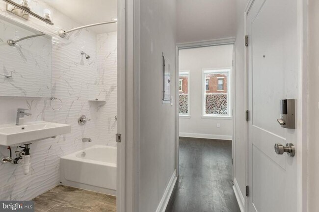 Foto del edificio - 624 N 35th St
