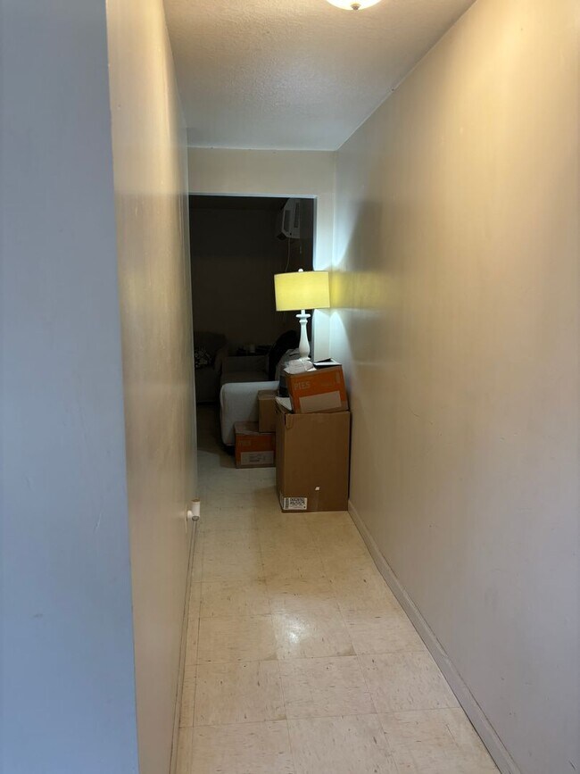 Foto del edificio - 1071 Kathryn