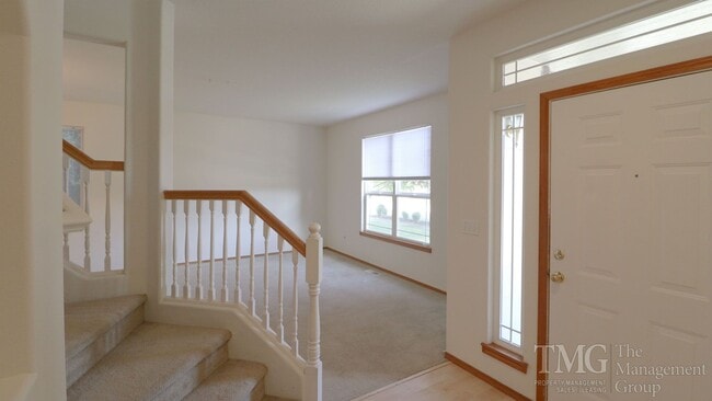 Building Photo - Beautiful 4-Bedroom Home with Custom Finishes & Thoughtful Layout