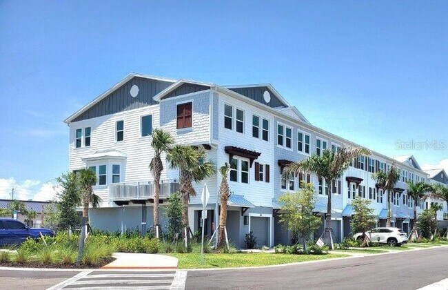 Building Photo - 1620 Seahaven Dr