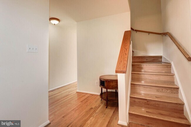 Building Photo - 2025 Chadds Ford Dr
