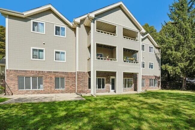 Foto del edificio - 1132 Morraine View Dr