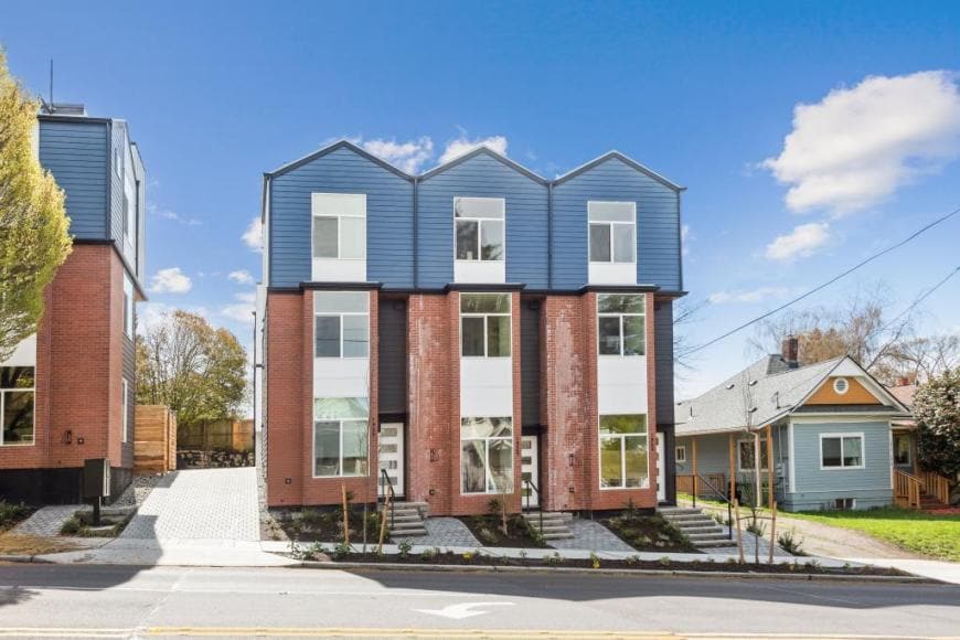 Foto principal - 2 bedroom in Seattle WA 98103