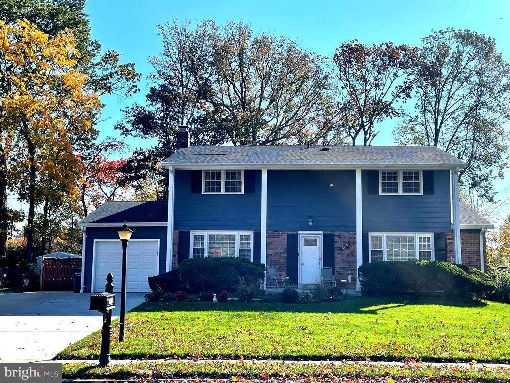 Foto principal - 6919 Conservation Dr