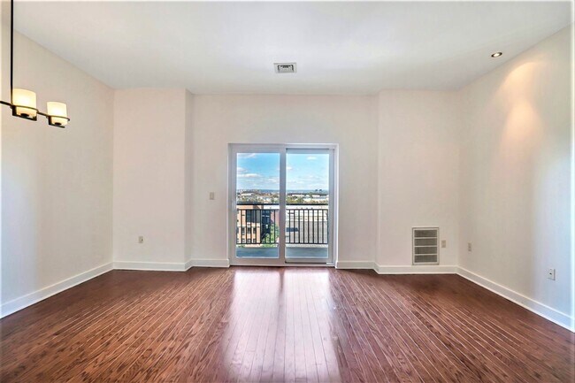 Foto del edificio - 172 Culver Ave