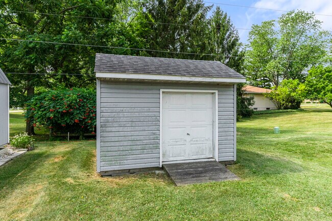 Building Photo - 13628 Leo Rd