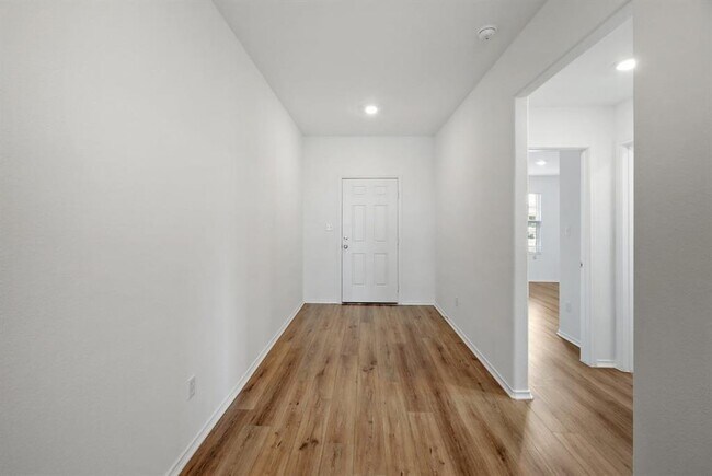 Building Photo - 113 Golden Grove Pkwy