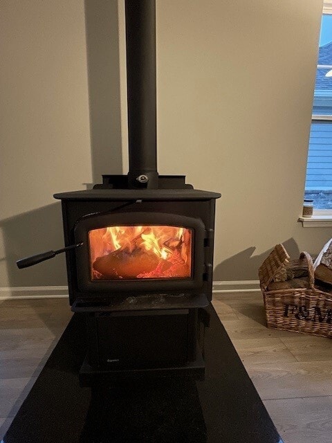 Wood burner - 1629 Tupelo Dr