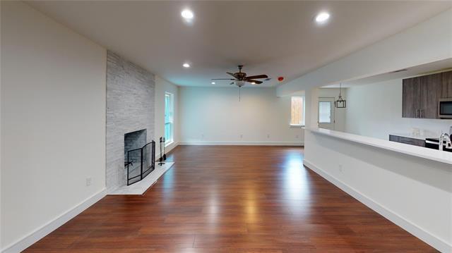 Foto del edificio - 10022 Glenrio Ln