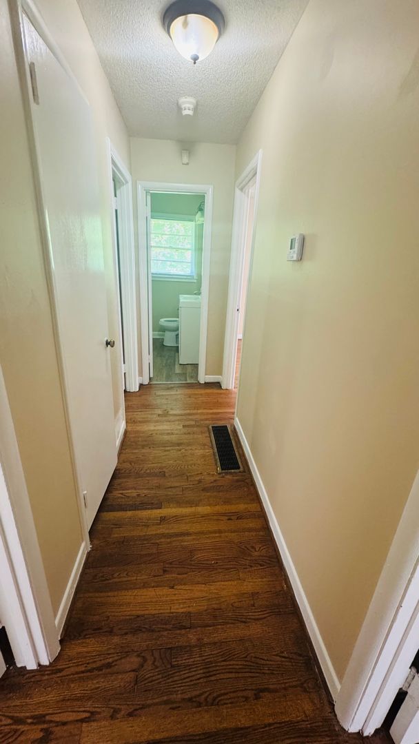 Building Photo - New For Rent in Center Point!