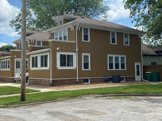 Foto del edificio - 710 W Montgomery St