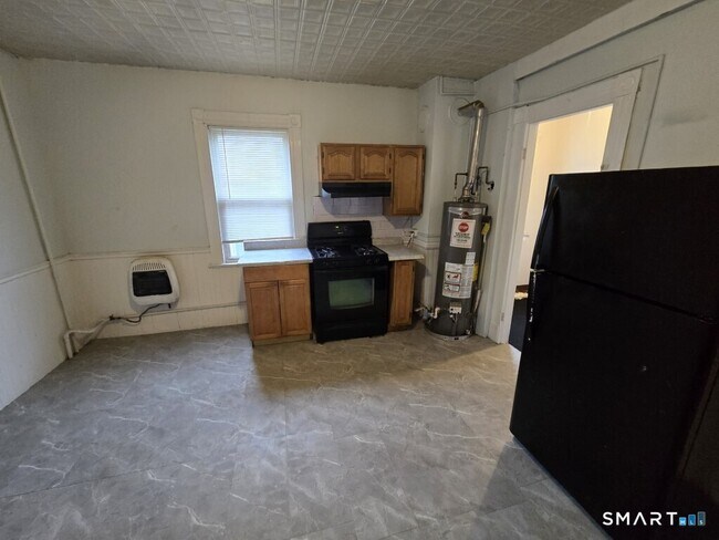 Foto del edificio - 779 E Main St