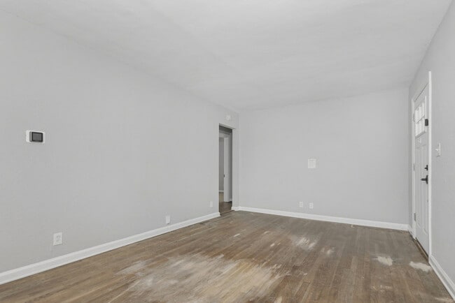 Photo - 1533 Cardington Rd (Dayton, OH) House