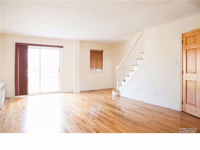 Primary Photo - 4668 192nd St