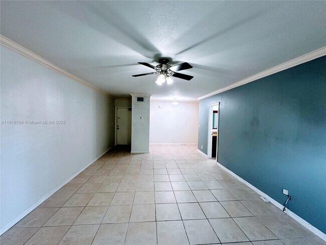 Foto del edificio - 2424 SE 17th St