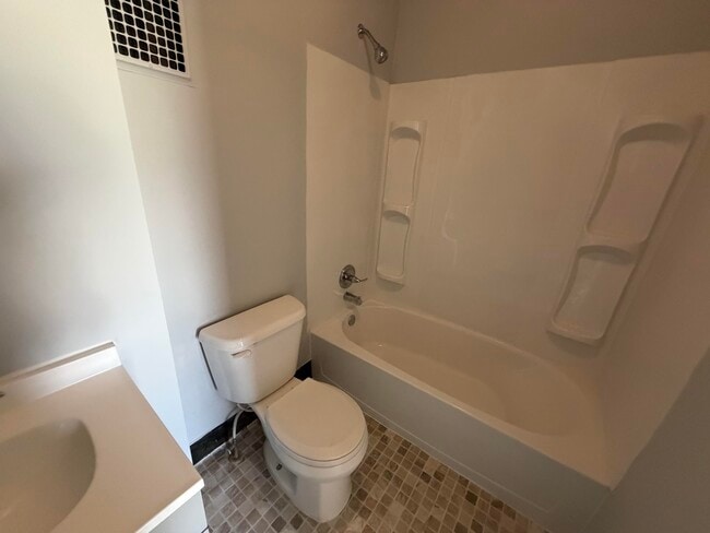 Foto del edificio - 528-3 Grant-