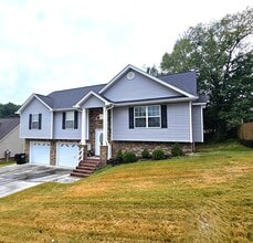 Building Photo - 187 Willowbrook Dr