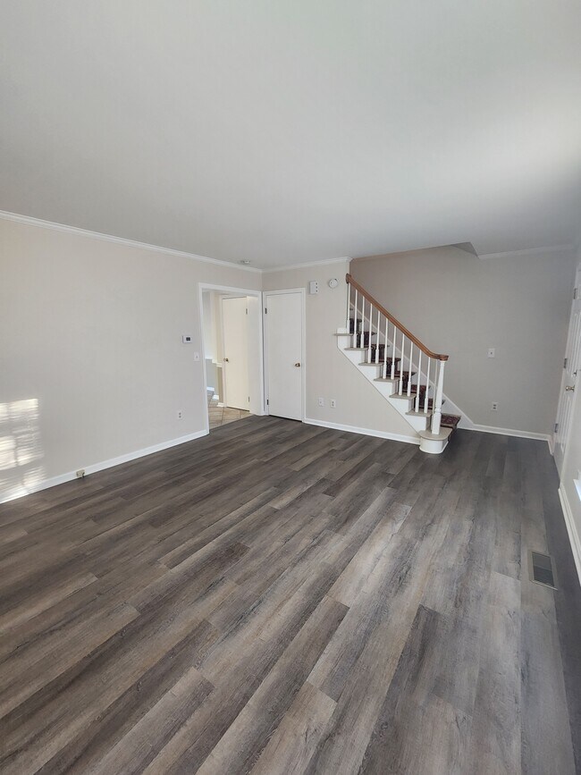 Foto del edificio - 1023 Baccharis Dr