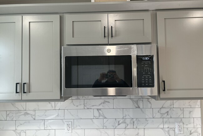 Foto del edificio - 1234 S Champion Ave