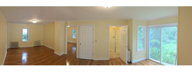 Building Photo - 17 Highland Ave