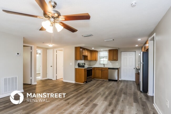 Foto del edificio - 2922 Java Plum Ave