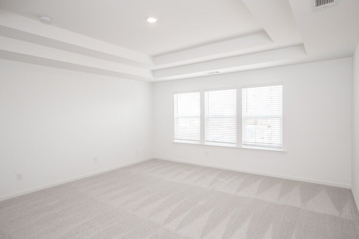 Foto del edificio - Beautiful 3 bedroom townhome in Sugar Hill close to Hwy 85!