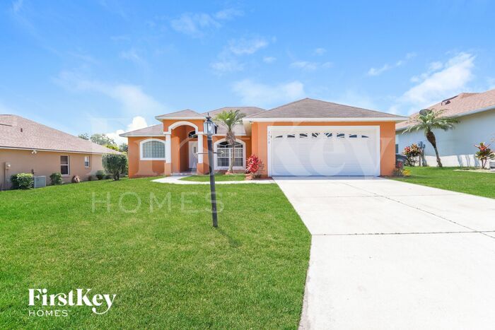 Foto principal - 2530 Pine Valley Dr