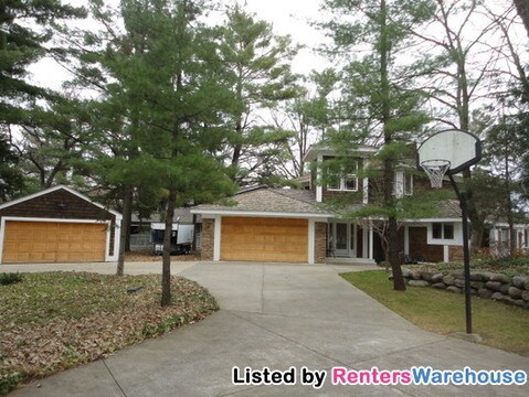 Primary Photo - 11450 Mississippi Dr N