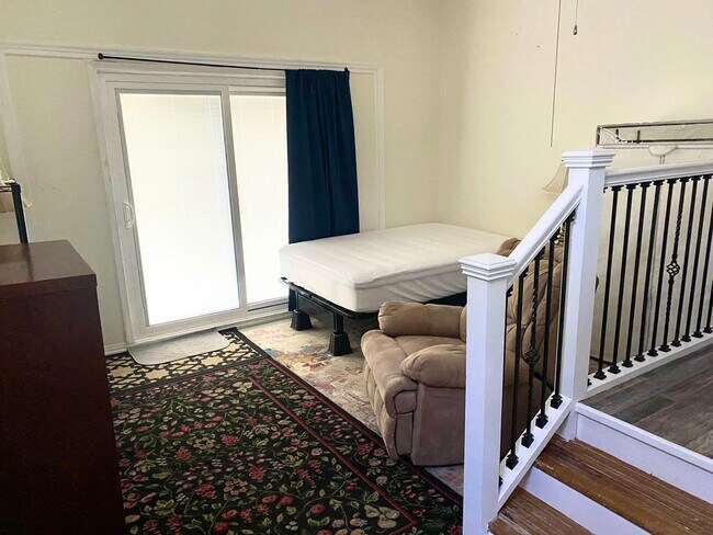 Foto del edificio - 932 Solen Williams Rd