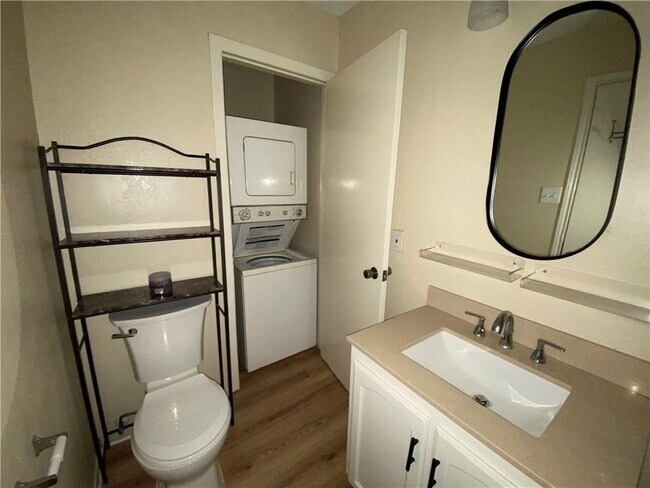 Foto del edificio - 3312 N 25 1/2 St