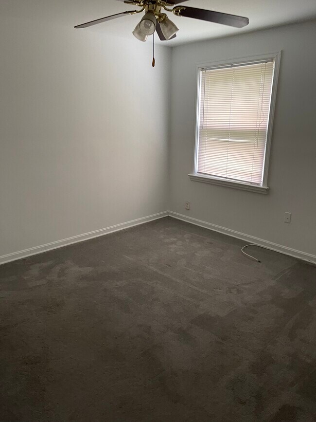 Bedroom 2 - 4527 Fairfax Rd