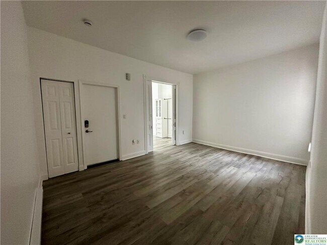 Foto del edificio - 37 10th St