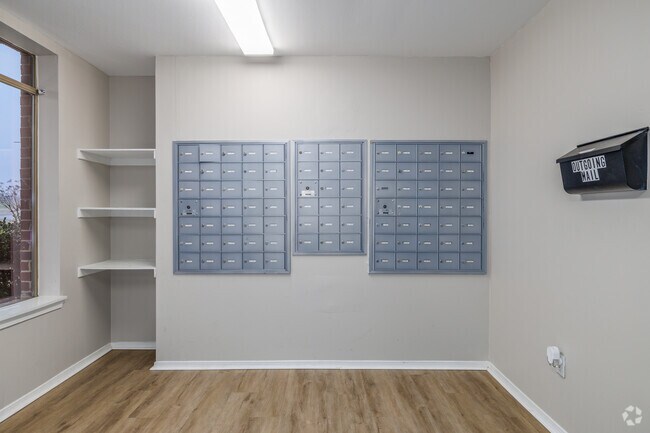 Mailbox - McGowan Flats