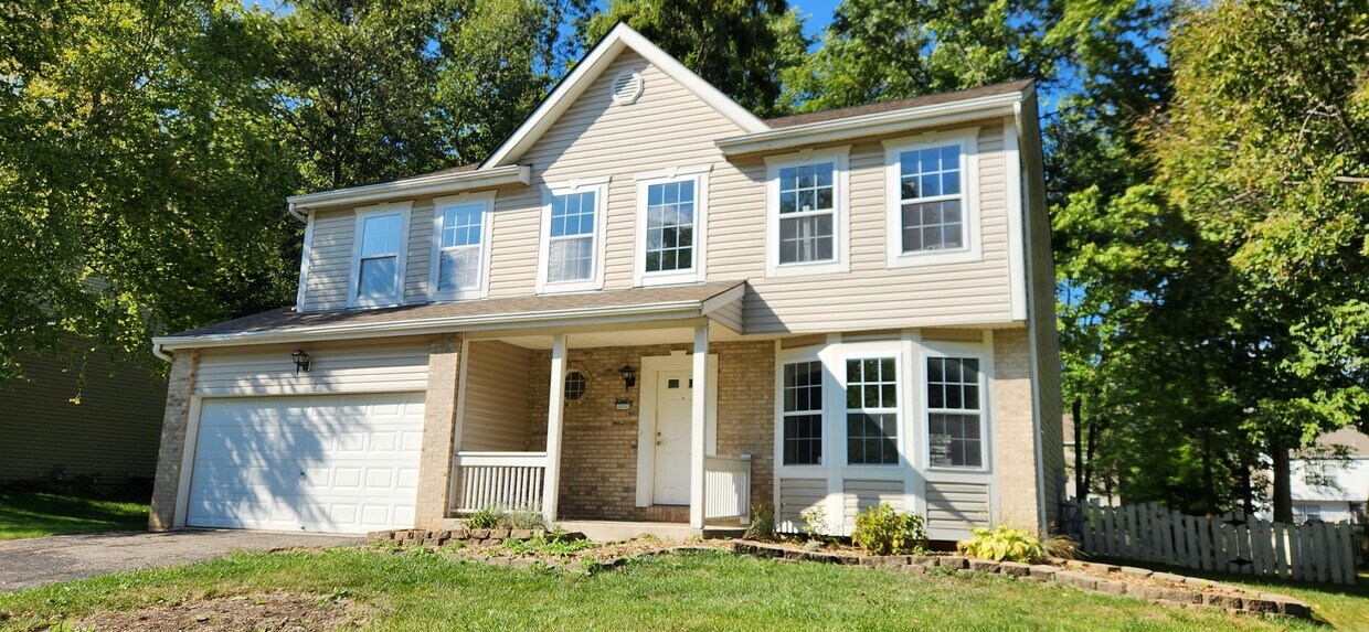 Foto principal - 608 Exeter Dr