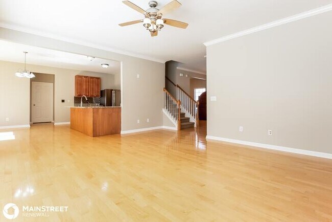 Building Photo - 422 Laurel Hills Dr, Mount Juliet, TN 37122