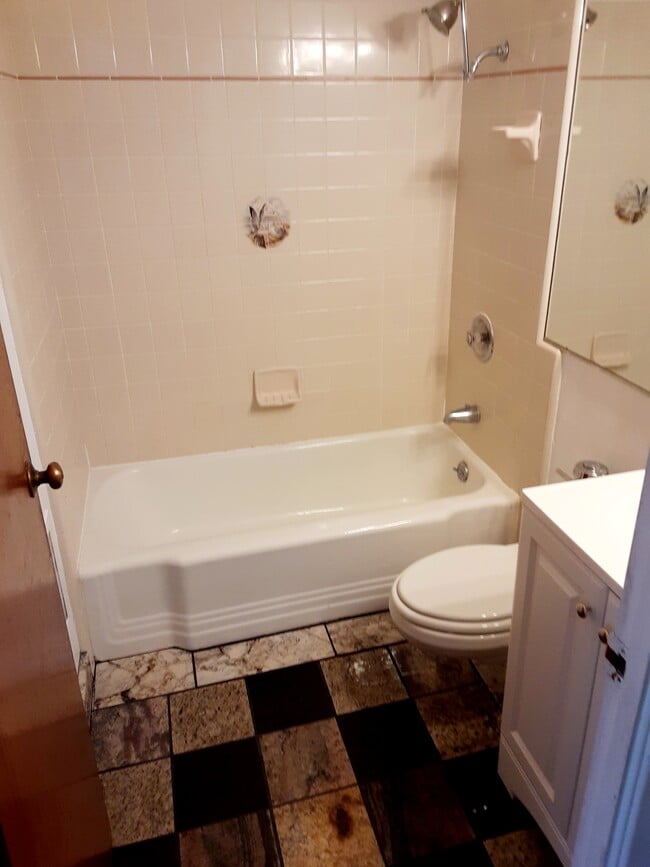 Foto del edificio - 180 Dakota Ave