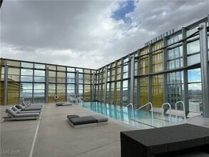 Building Photo - 3722 S Las Vegas Blvd