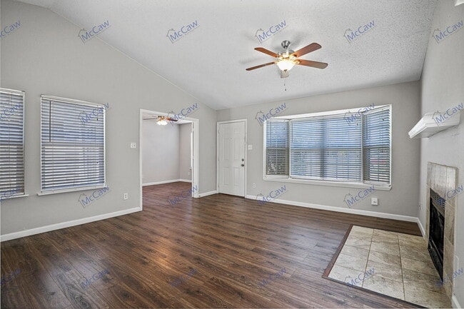 Photo - 2255 Nantucket Village Dr Apartment