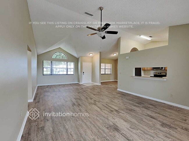 Building Photo - 2561 Alton Rd