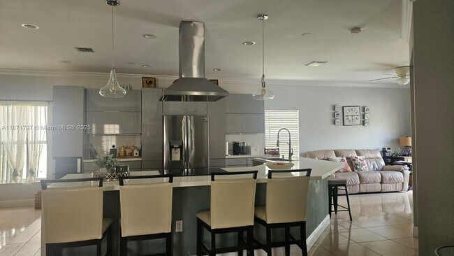 Foto del edificio - 1349 NW 192nd Terrace
