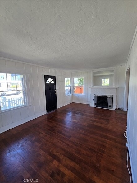 Foto del edificio - 819 Huntington St