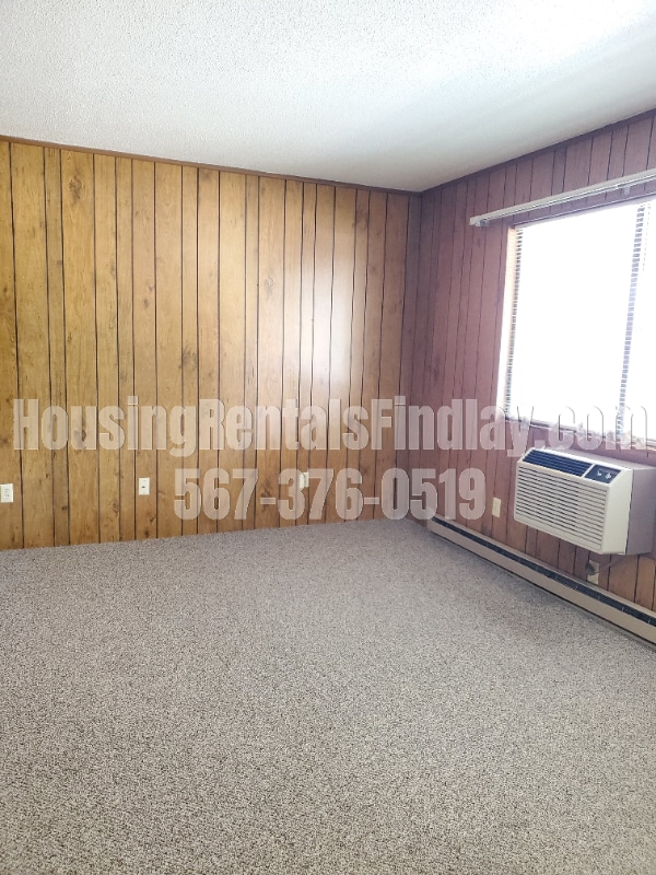 Building Photo - 501 N Blanchard St