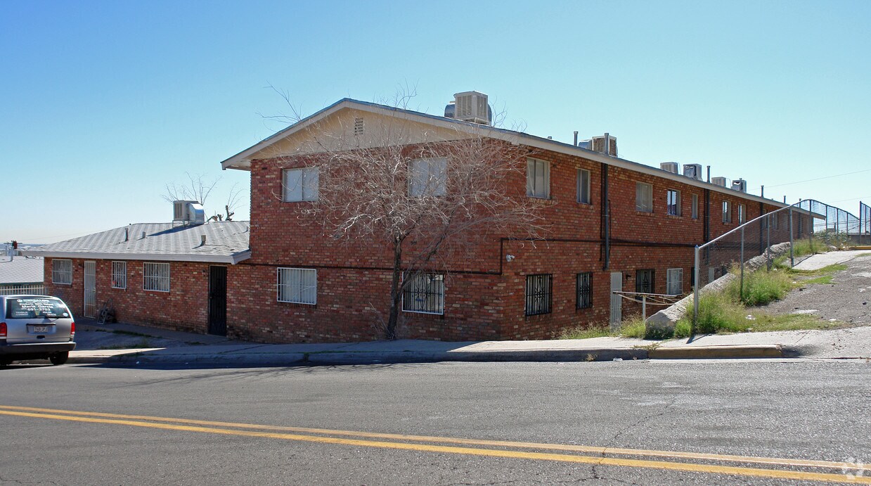 Building Photo - 5001 N Copia St