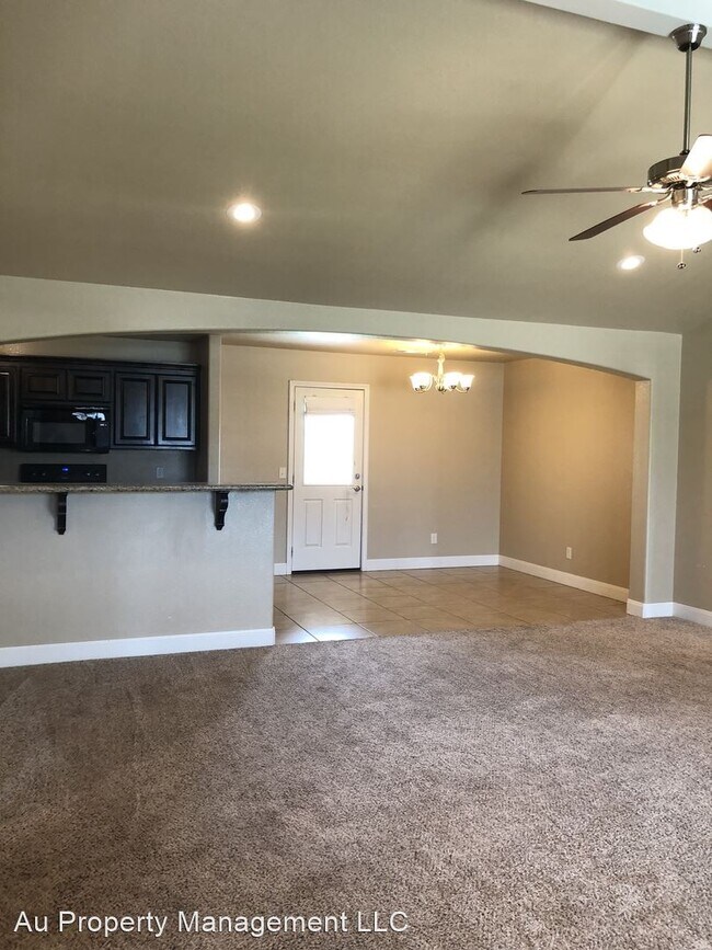 Foto del edificio - 3 br, 2 bath House - 9812 WILL AVE.