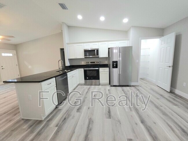 Foto del edificio - 7883 N Fieldstone Point